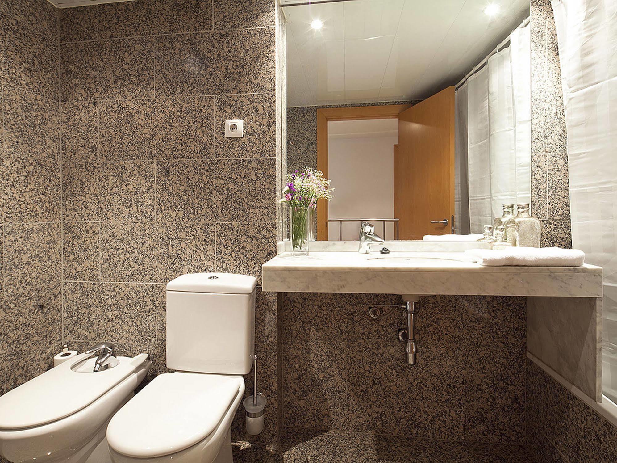 My Space Barcelona Park Gueell Apartments Екстер'єр фото