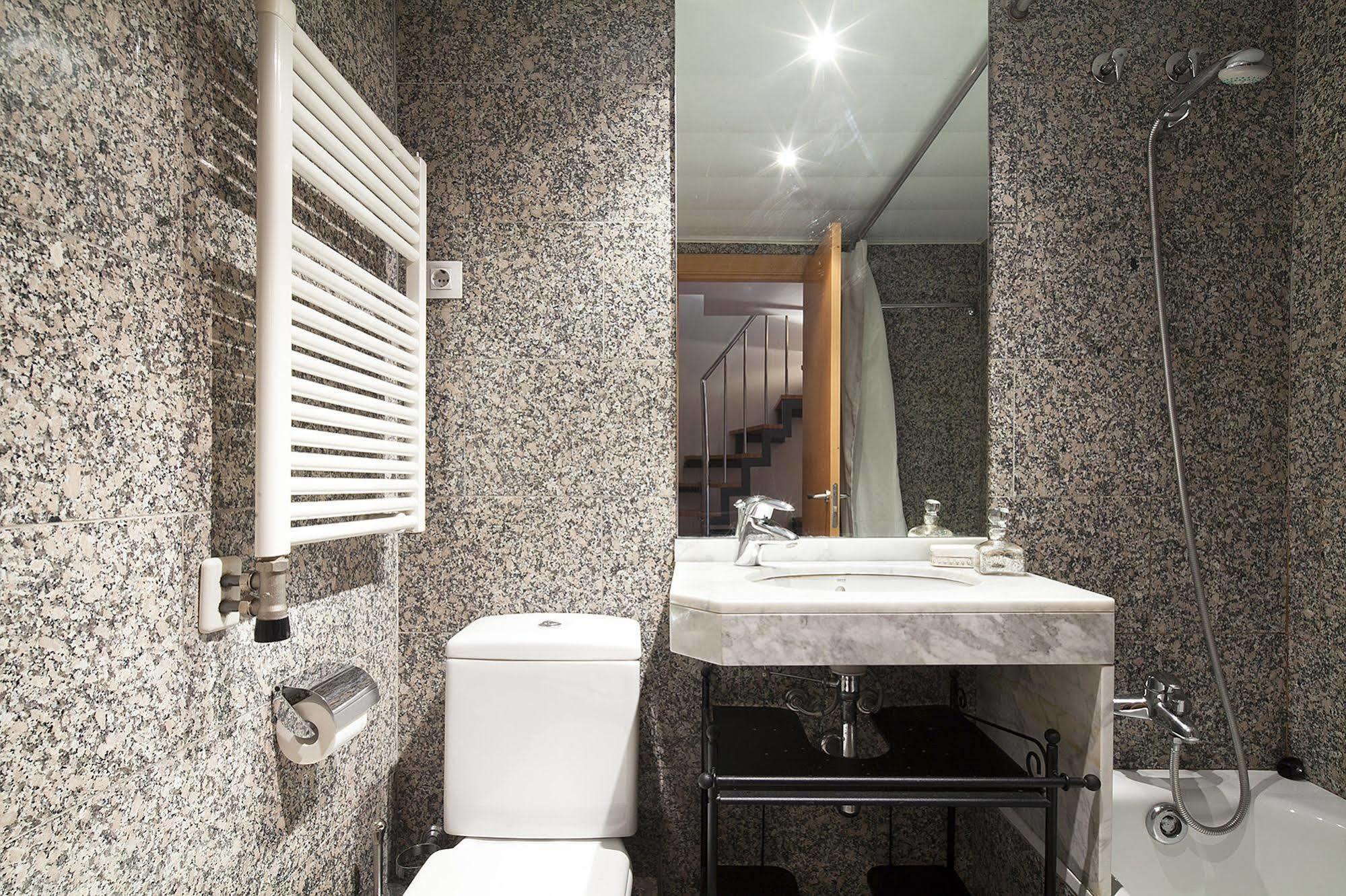 My Space Barcelona Park Gueell Apartments Екстер'єр фото